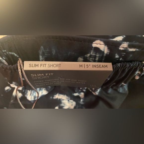 VRST Men's 5” Resort Short Beach Indigo Craft Size Medium NWT - Picture 8 of 11